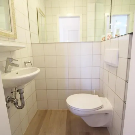 Braderup - Braderuper Str 14 * Wenningstedt-Braderup