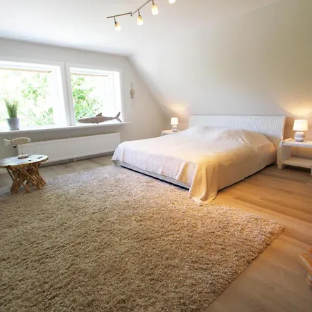 Braderup - Braderuper Str 14 * Wenningstedt-Braderup