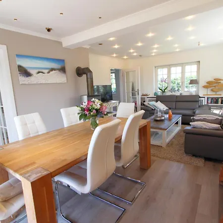 Braderup - Braderuper Str 14 * Wenningstedt-Braderup